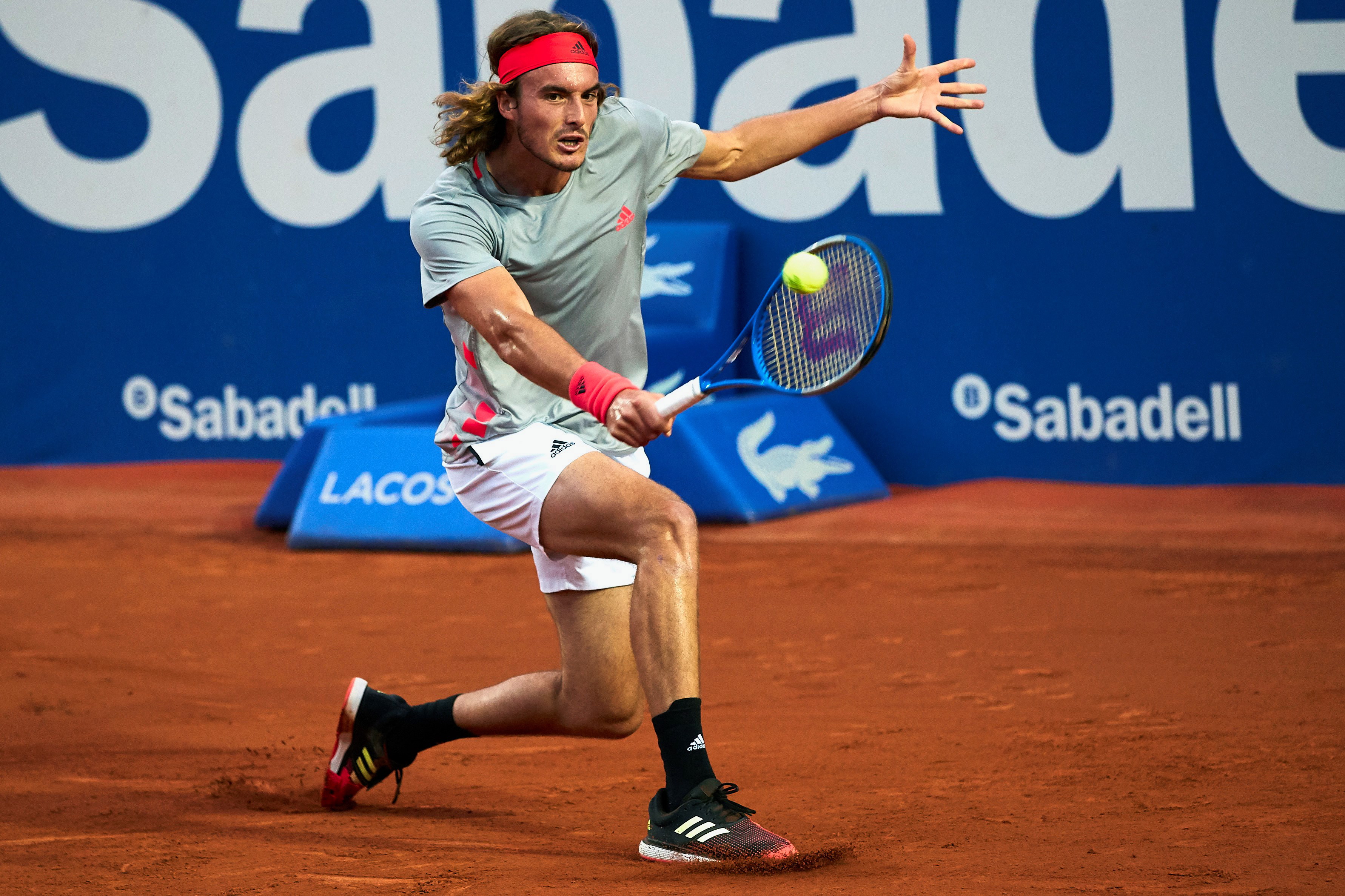 澳大利亚网球队绝杀英国网球队，西西帕斯送出助攻