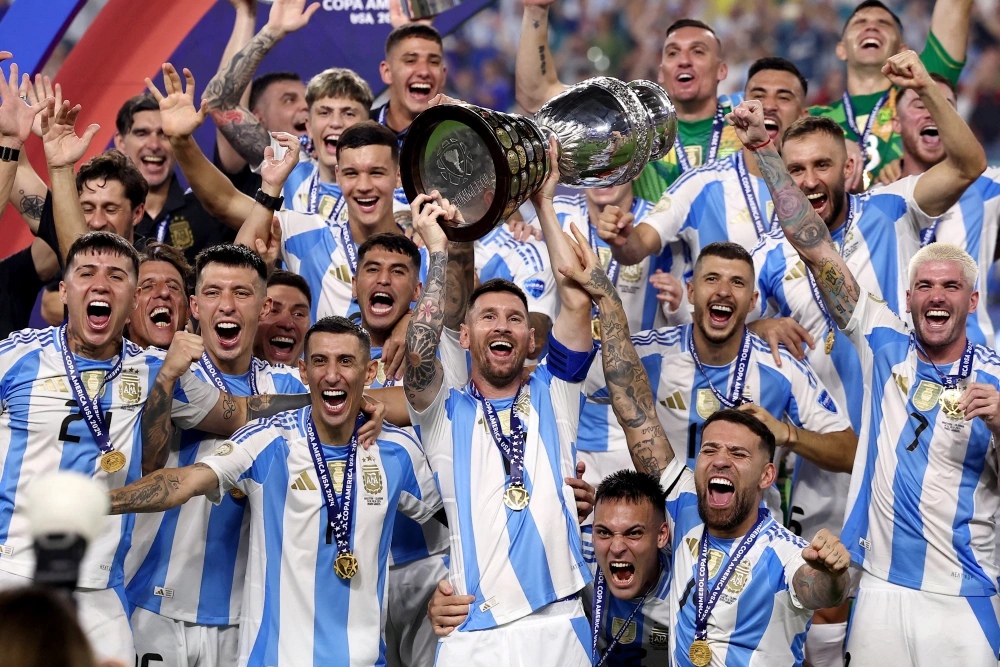 瑞士翻盘阿根廷，穆勒一己之力扛起全队