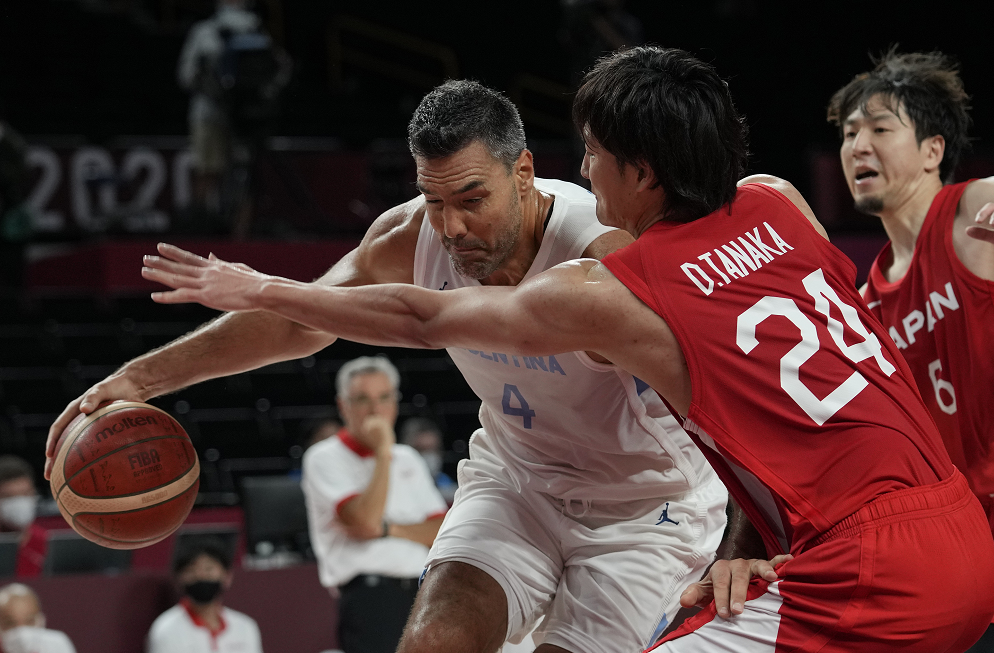 阿根廷男篮横扫日本男篮,米切尔关键制胜 阿根廷男篮横扫日本男篮,米切尔关键制胜