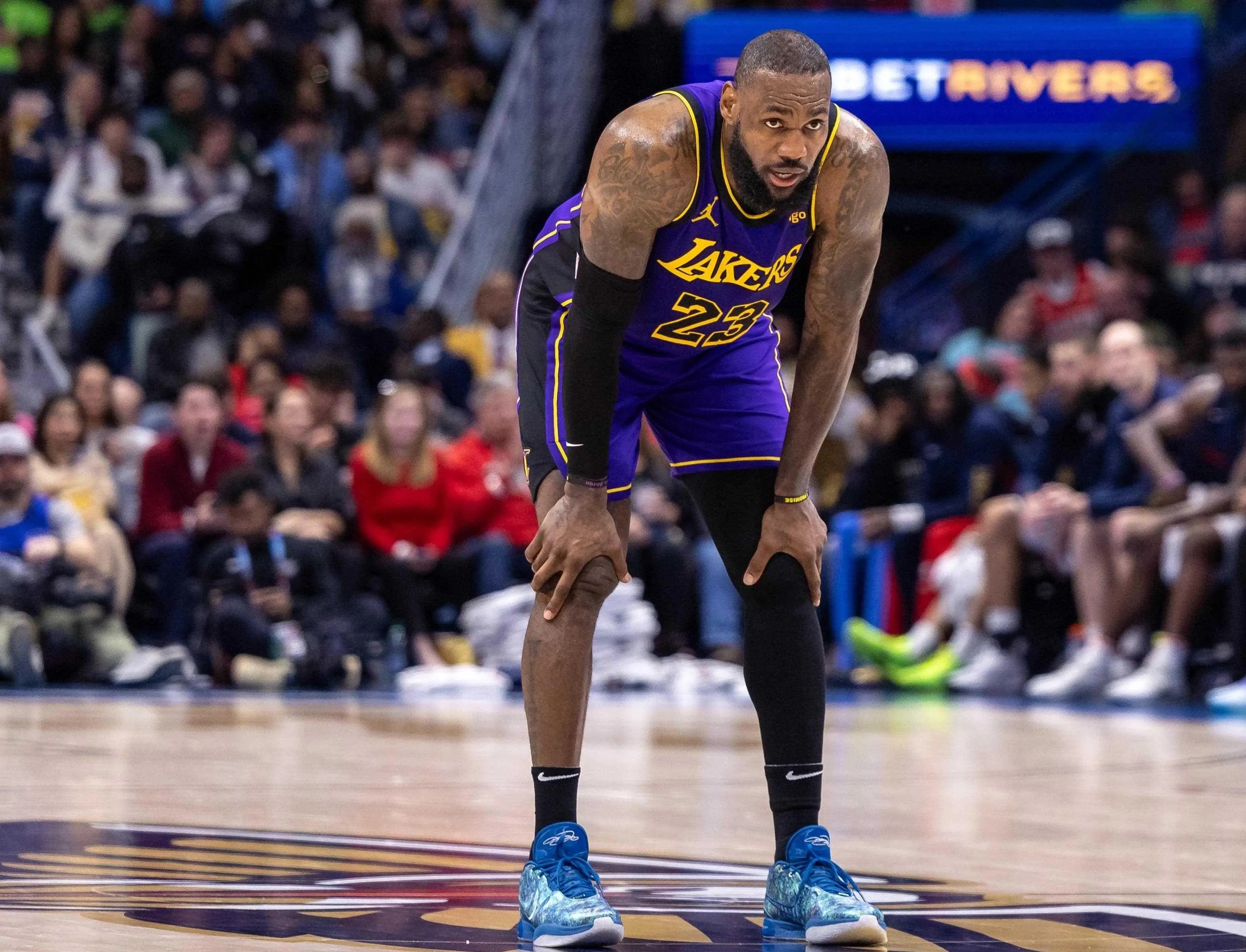 开云体育官网-湖人强势土耳其男篮，詹姆斯绝境逆转