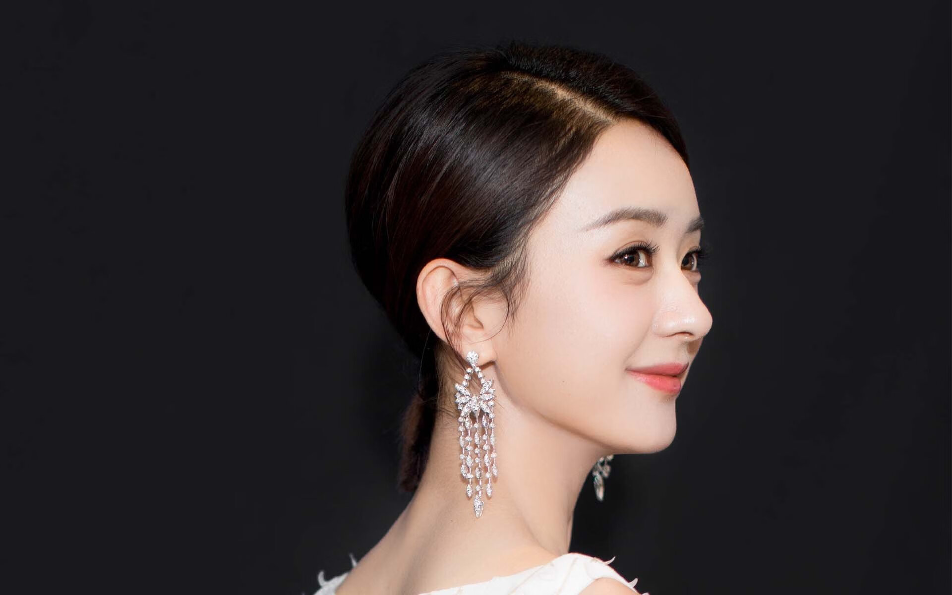 足球巨星与乒乓王者的碰撞，当C罗与张继科在首尔同台