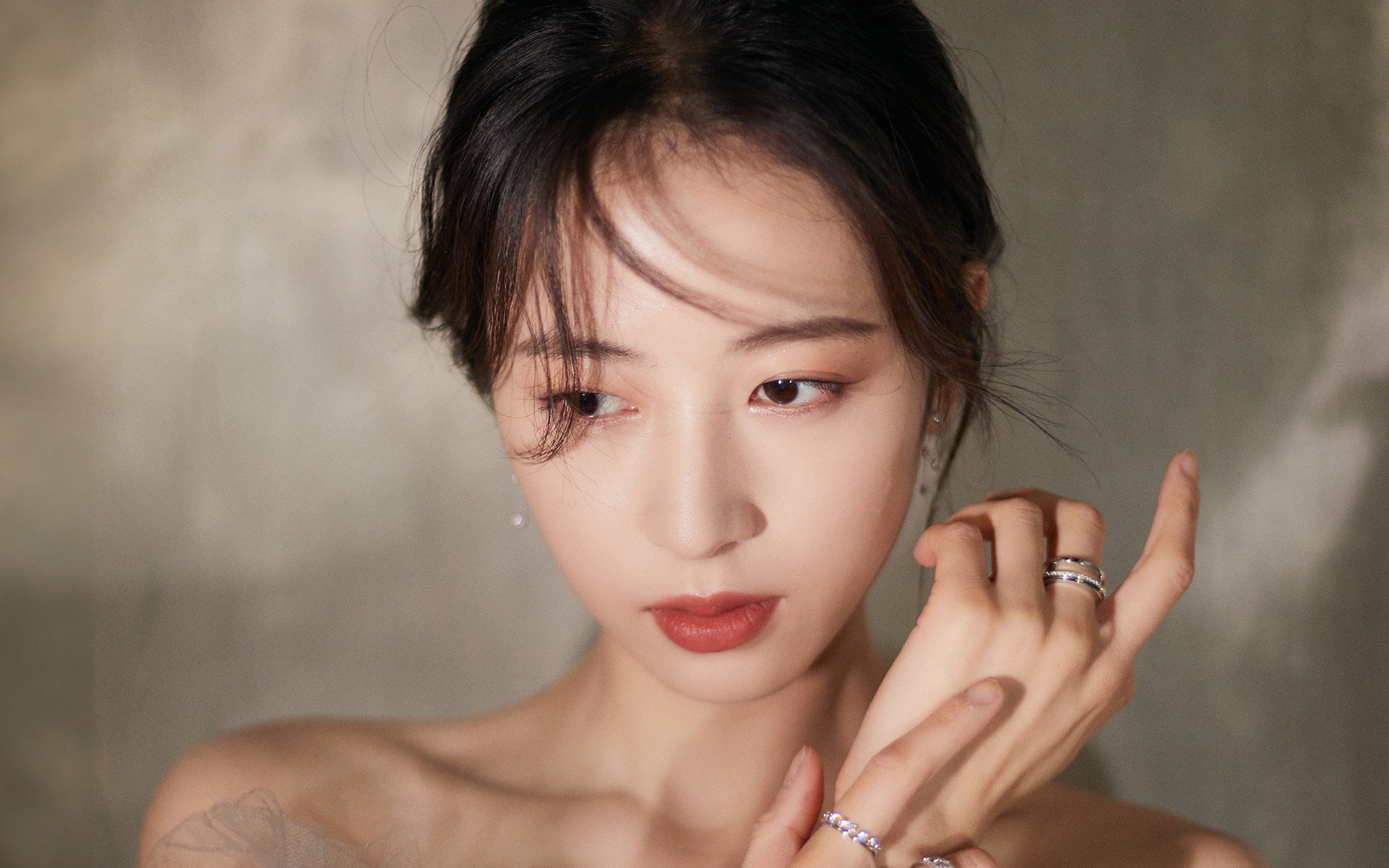 疆场争锋,福克斯定乾坤,当戈壁风沙遇见风城铁蹄