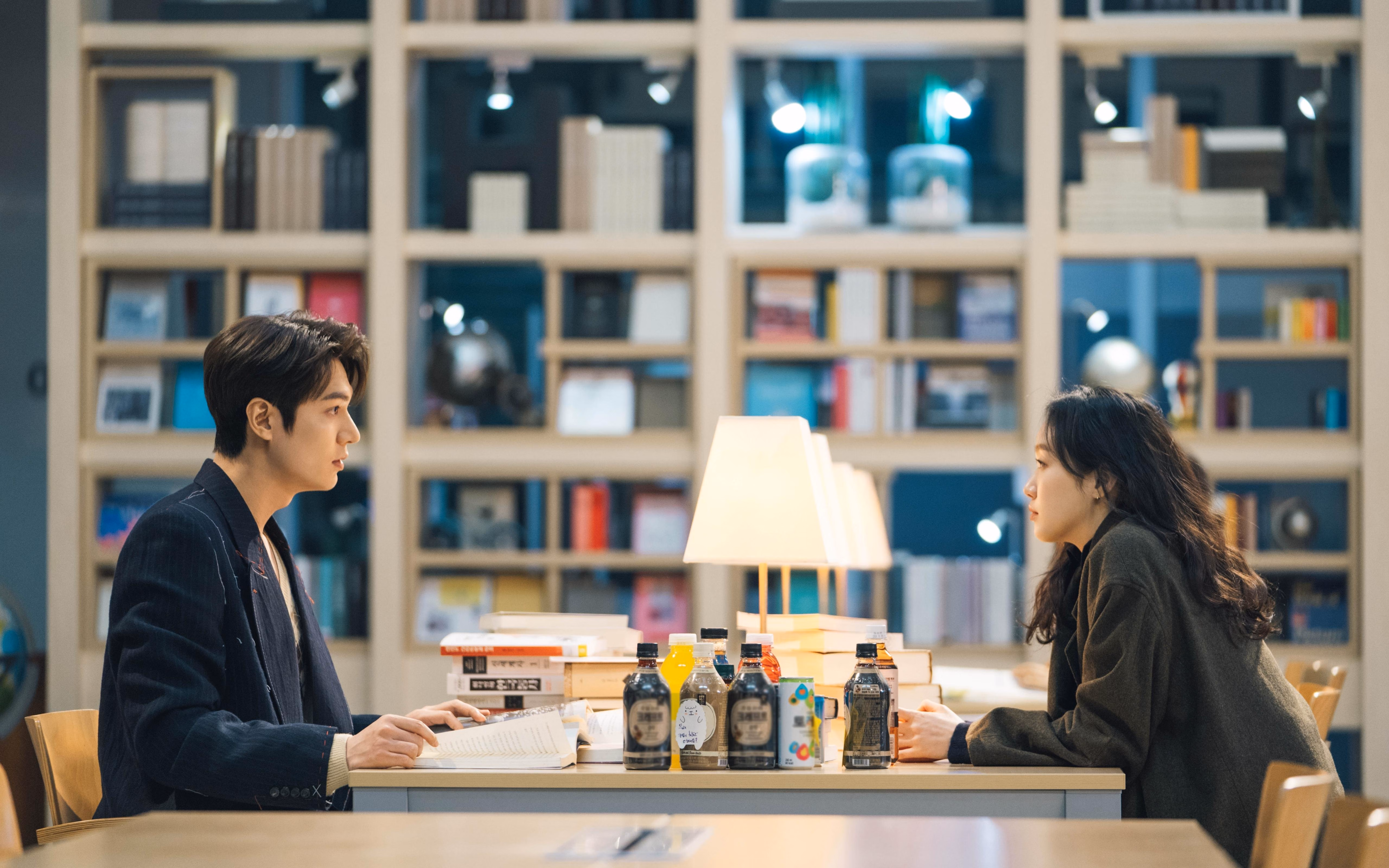 F1极速引擎轰鸣时，小贾伦在篮球世界展现巨星锋芒